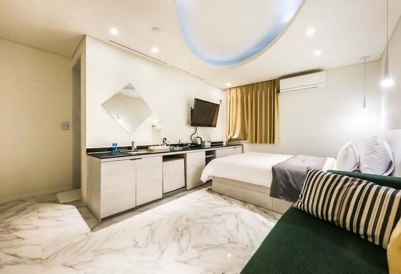 فندق على الطريق Cheonan Waltz