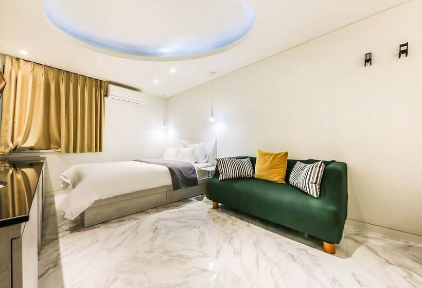 فندق على الطريق Cheonan Waltz