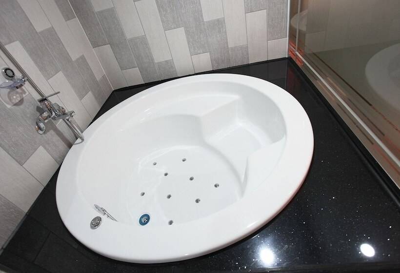 فندق على الطريق Cheonan Cozy Ryokan Yosuriguri