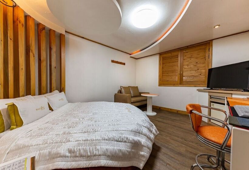 Мотель Cheongju Best