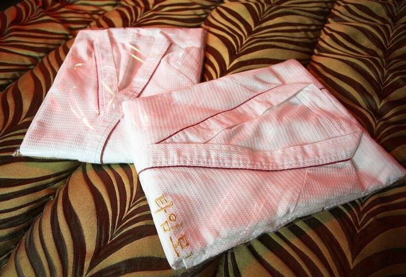 모텔 Cheongju Bungmunro Time