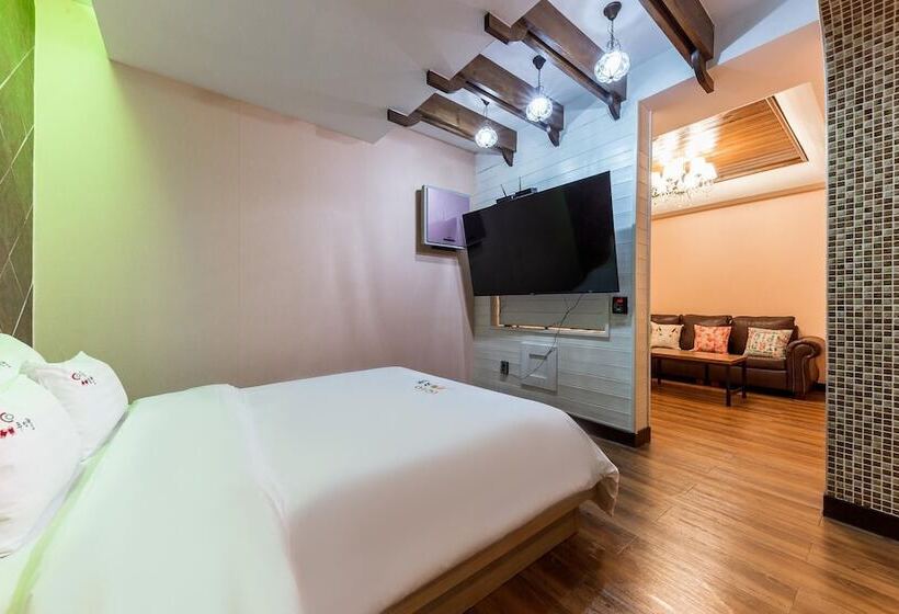 모텔 Cheongju Coco