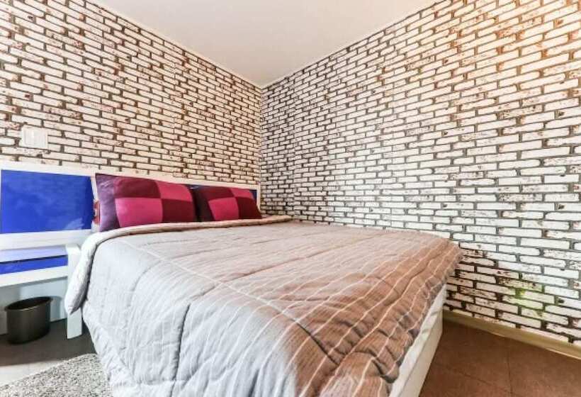 فندق على الطريق Cheongju Four Seasons