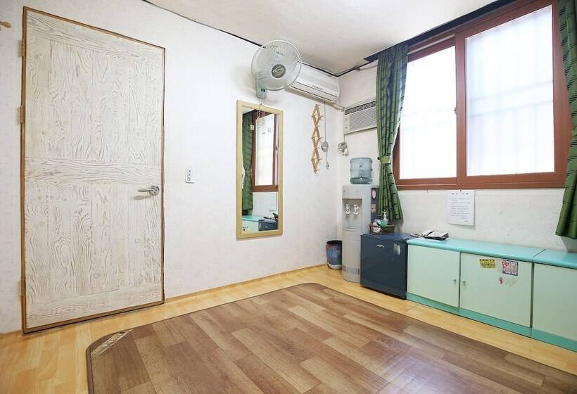 모텔 Cheongju Opera