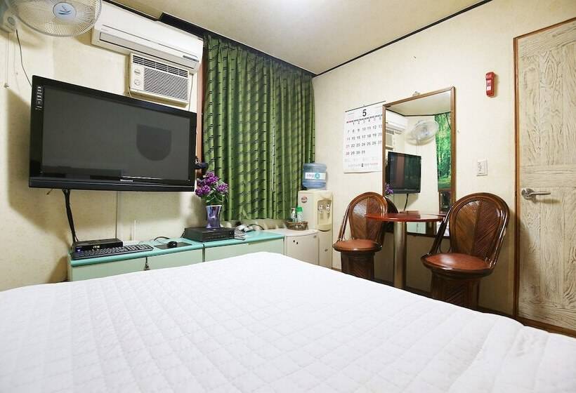 모텔 Cheongju Opera