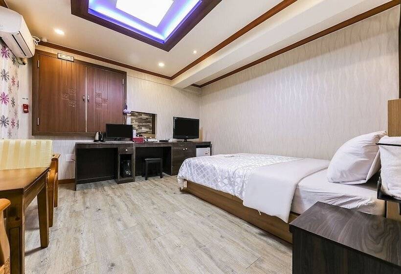 Motel Cheongyang Queen