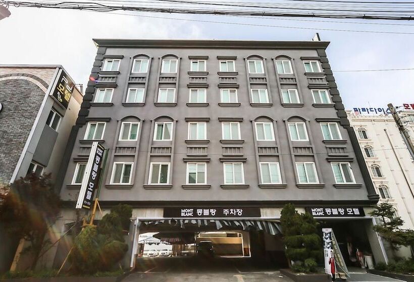 מוטל Chilgok Seokjeok Mont Blanc