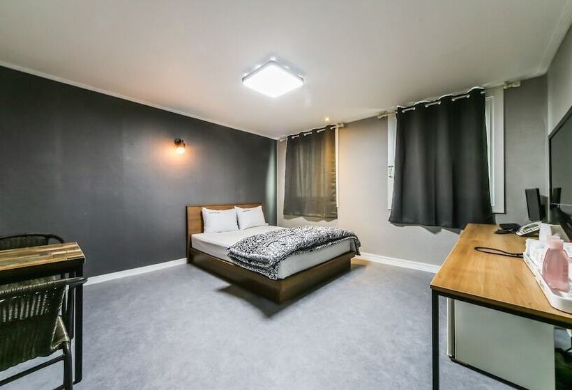 מוטל Chilgok Seokjeok Mont Blanc