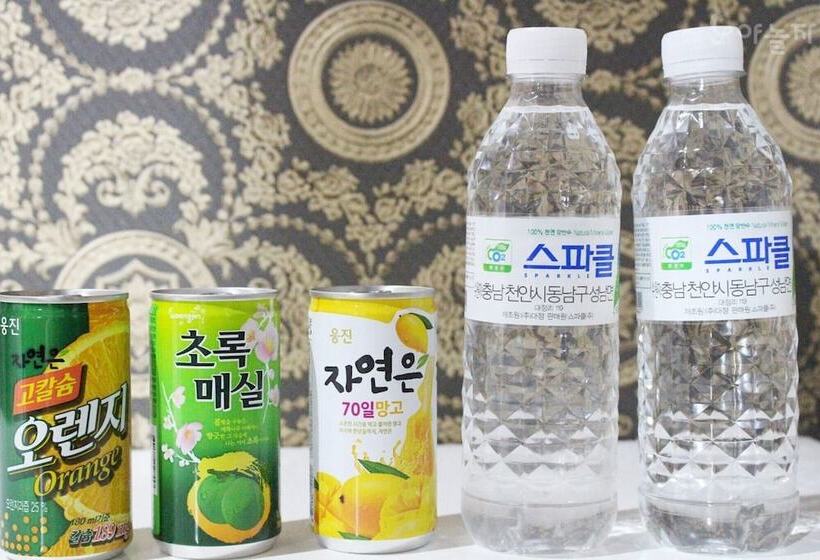 מוטל Chilgok Weagwan Ten