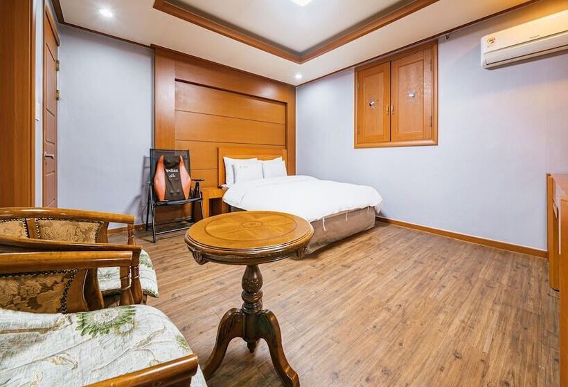 Motel Chuncheon Ottimo