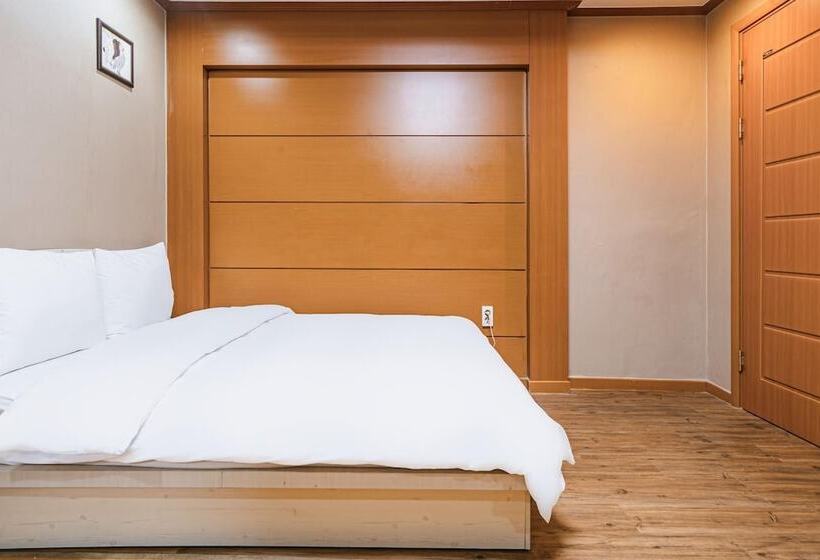 Motel Chuncheon Ottimo