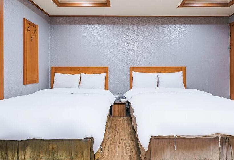 Motel Chuncheon Ottimo