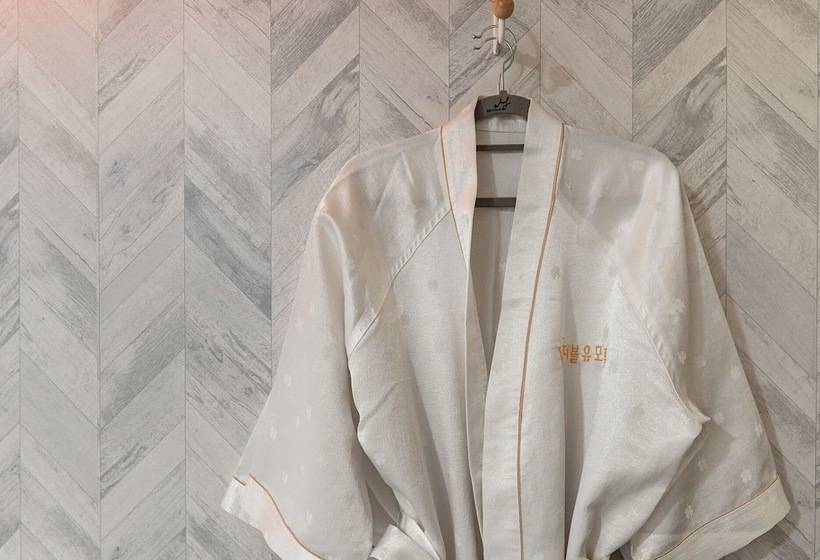 汽车旅馆  Chuncheon W