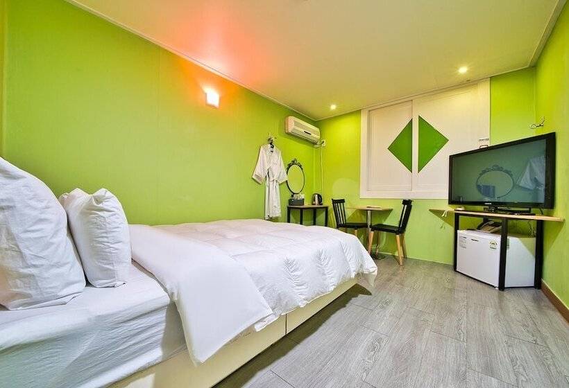 汽车旅馆  Chuncheon W