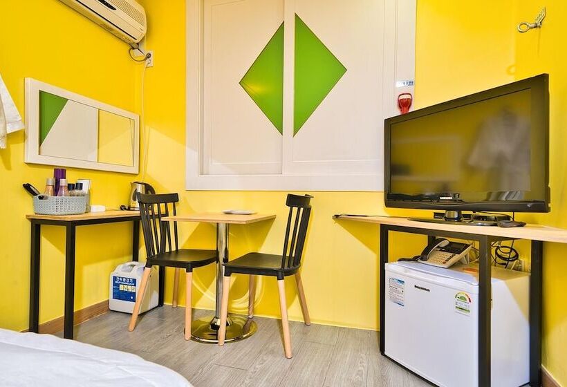 汽车旅馆  Chuncheon W