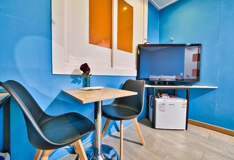 汽车旅馆  Chuncheon W