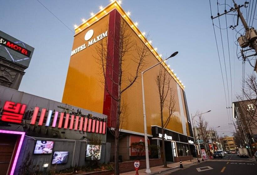 Мотель Daegu Sungseo Hotel Maxim