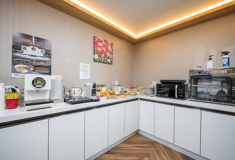 Мотель Daegu Sungseo Hotel Maxim