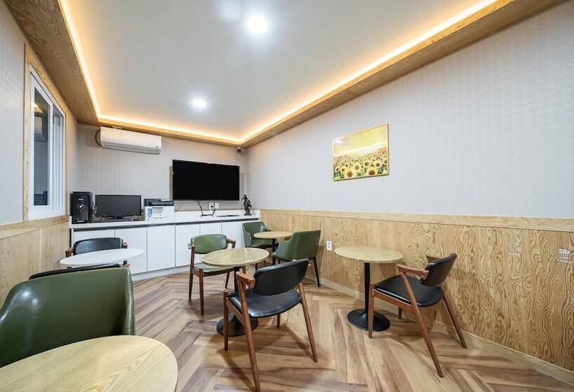 Мотель Daegu Sungseo Hotel Maxim