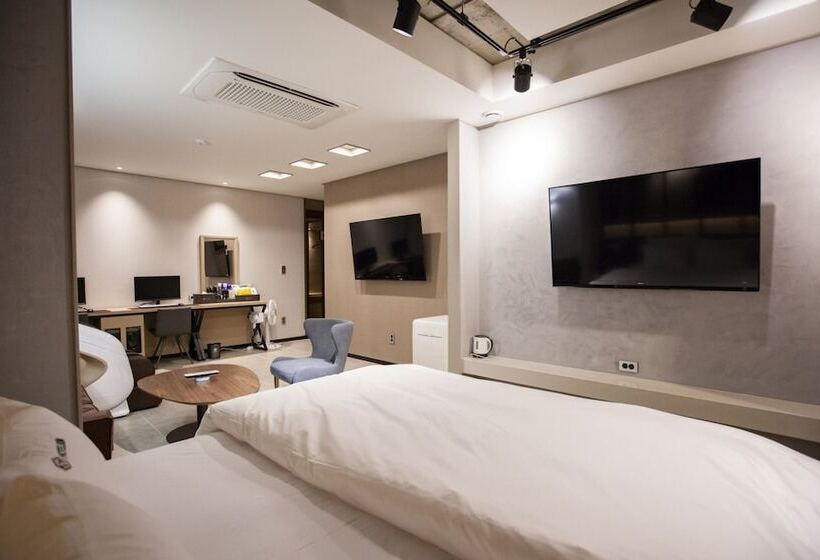 Мотель Deagu Seongseo Hotel Kim