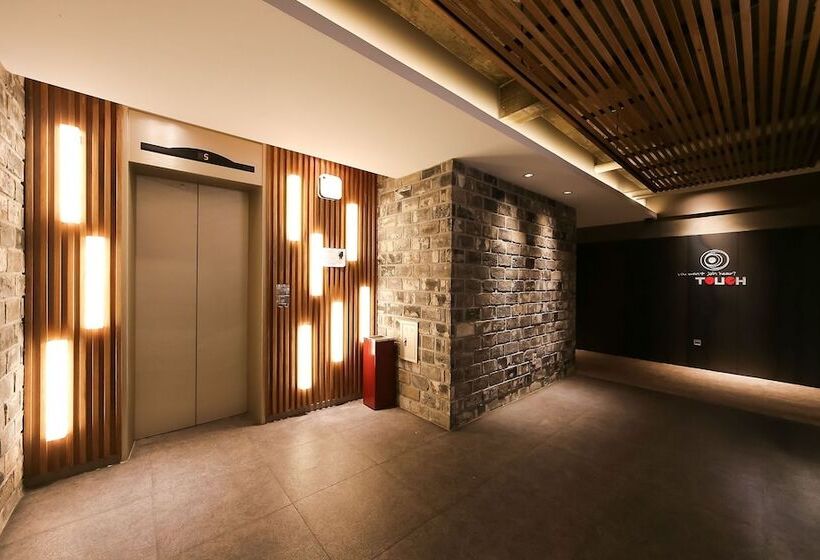 汽车旅馆  Deagu Seongseo Touch