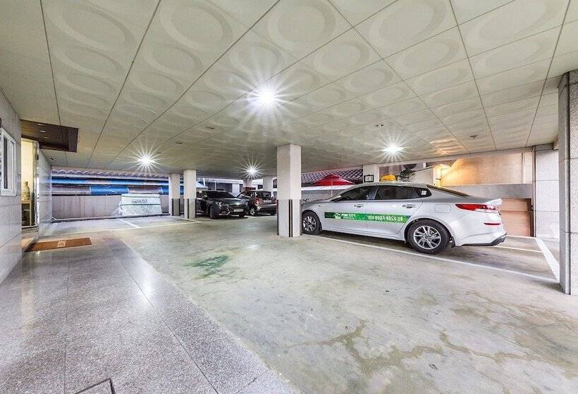 Мотель Gangneung Central