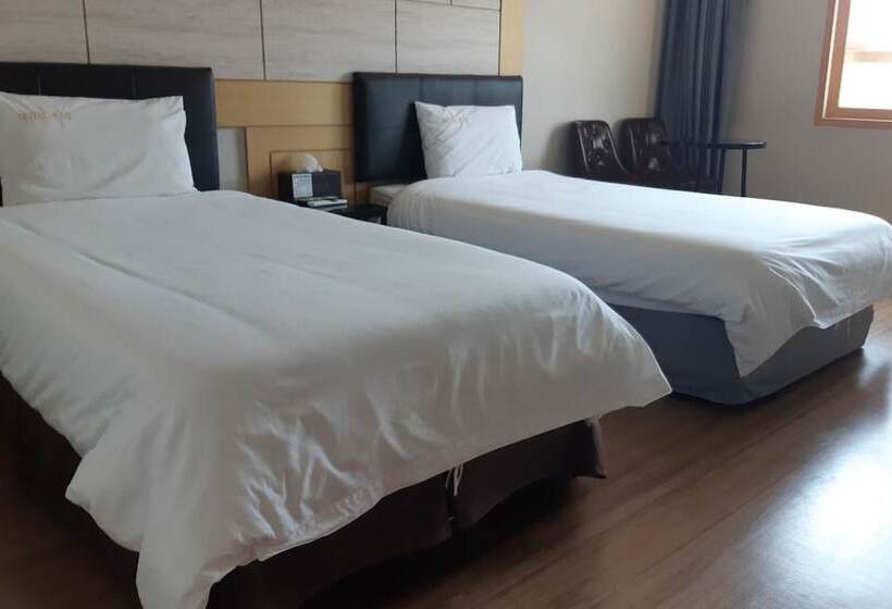 Мотель Gangneung Central