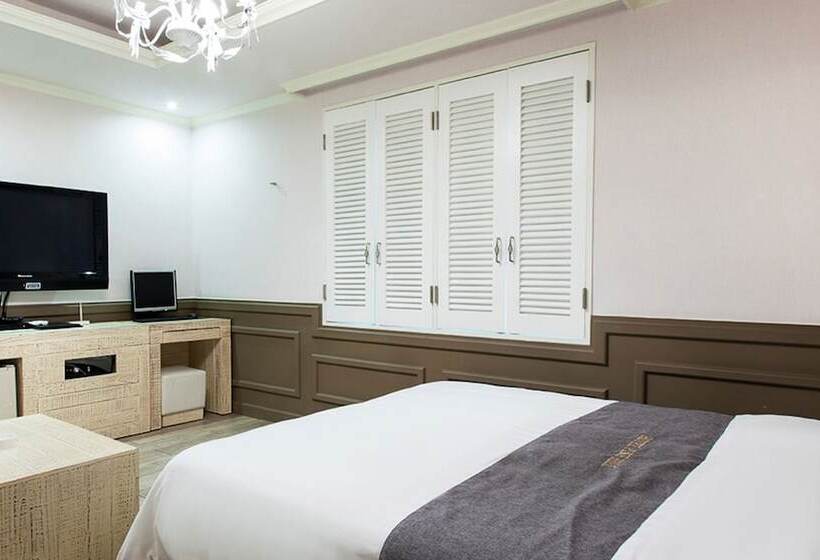 فندق على الطريق Gangneung Pine Hill