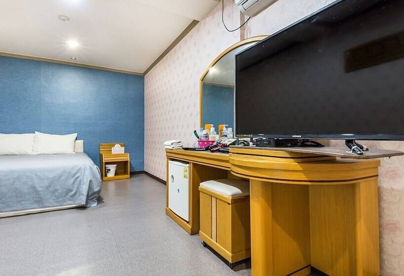 Мотель Gangneung Shyll