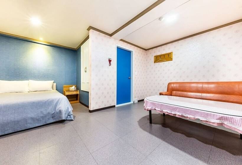 Мотель Gangneung Shyll