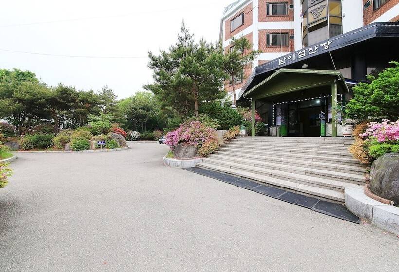 Motel Gapyeong Namiseom