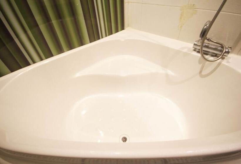 汽车旅馆  Geochang Cf