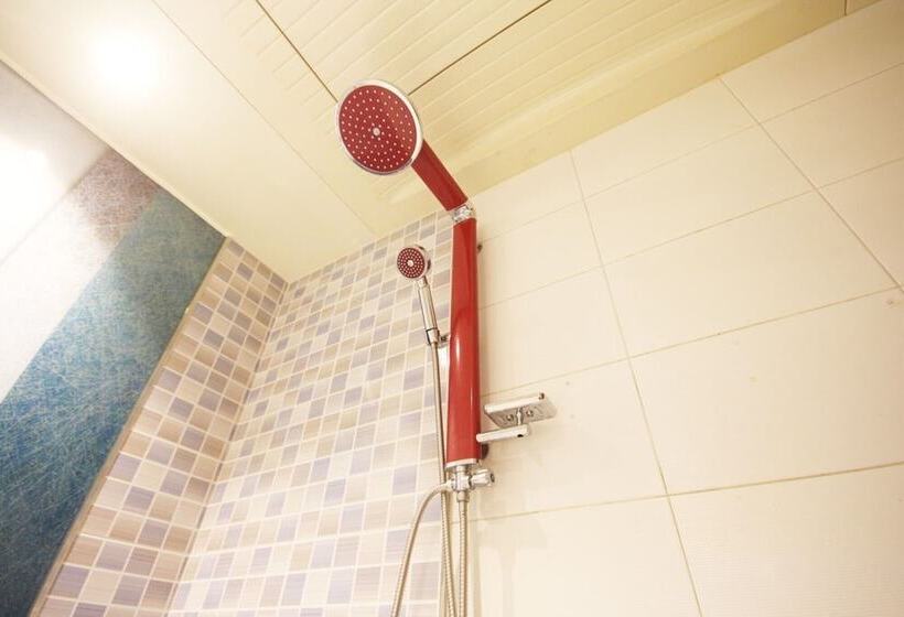 汽车旅馆  Geochang Cf