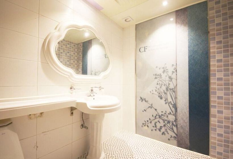 汽车旅馆  Geochang Cf