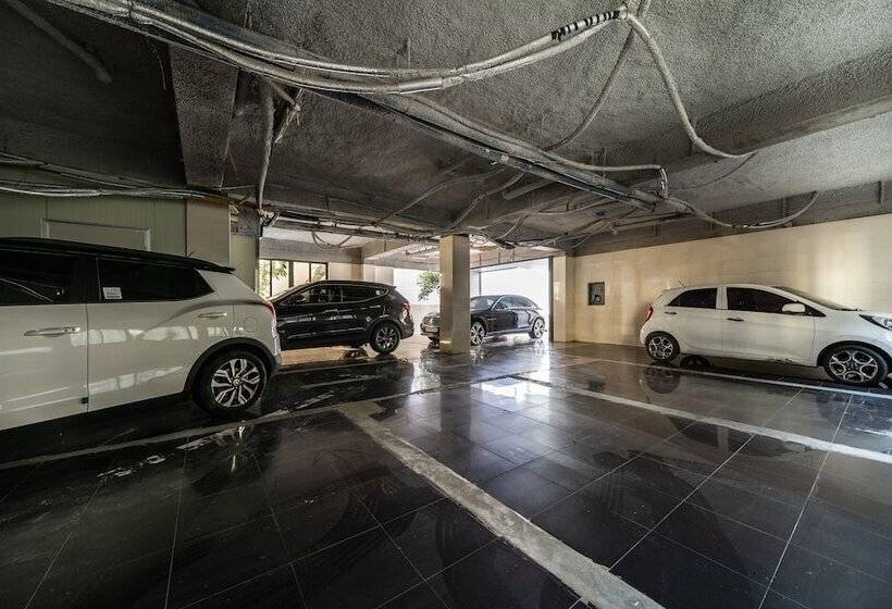 فندق على الطريق Geojedo Gohyeon Surim