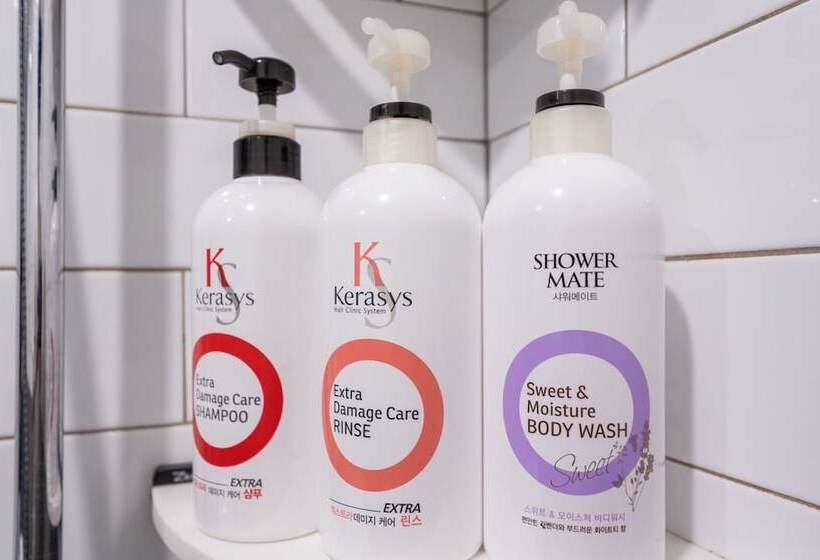 מוטל Geumjeong Zoom