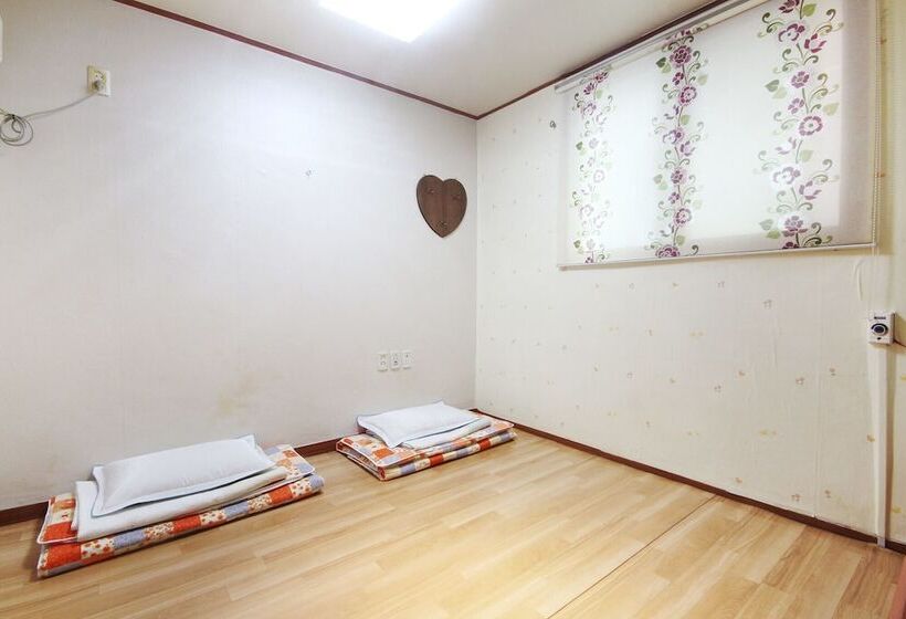 汽车旅馆  Gimcheon Aria