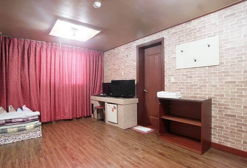 فندق على الطريق Gimcheon Milano