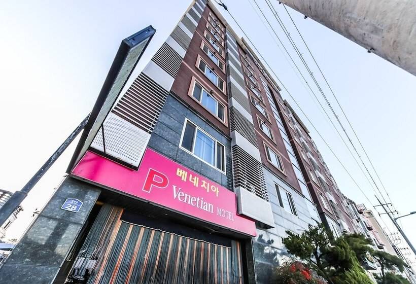 汽车旅馆  Gimcheon Ventian