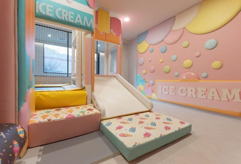 מוטל Gimhae Eobangdong Denbasta Kids Land