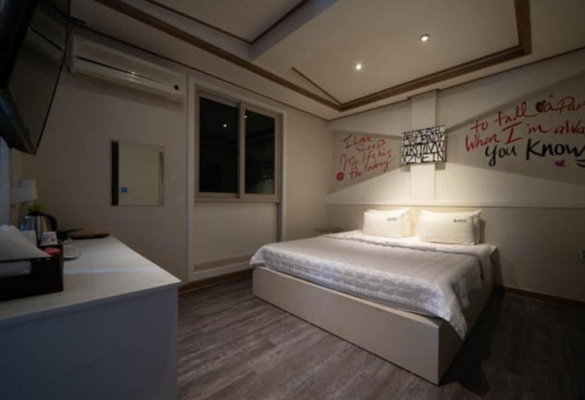 فندق على الطريق Gimhae Eobangdong Miin