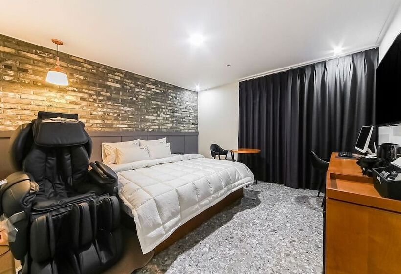 Мотель Gimhae Jangyu Hotel Ryu