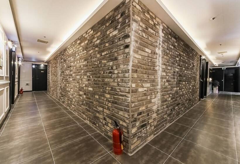 Мотель Gimhae Jangyu Hotel Ryu