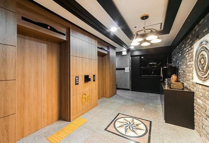 Мотель Gimhae Jangyu Hotel Ryu