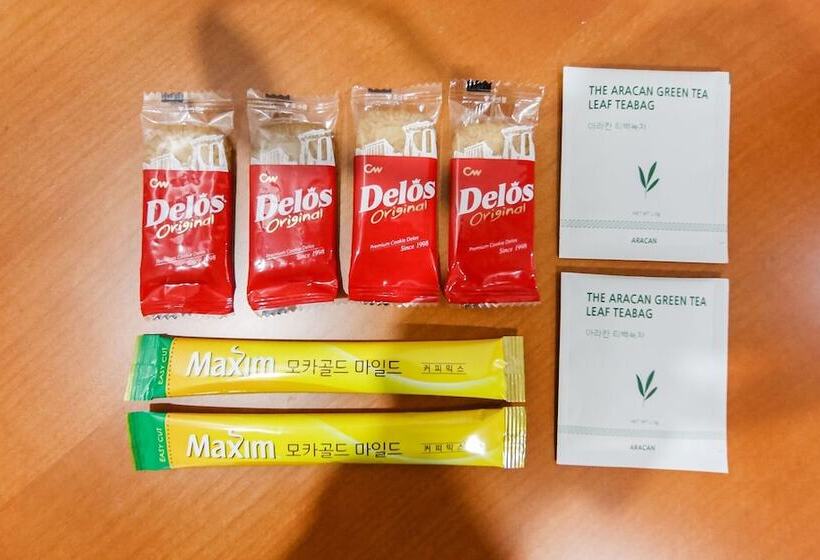 Мотель Gimhae Jangyu Hotel Ryu