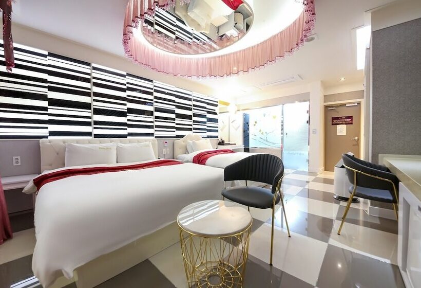 Goheung Swiss Self Check In Motel