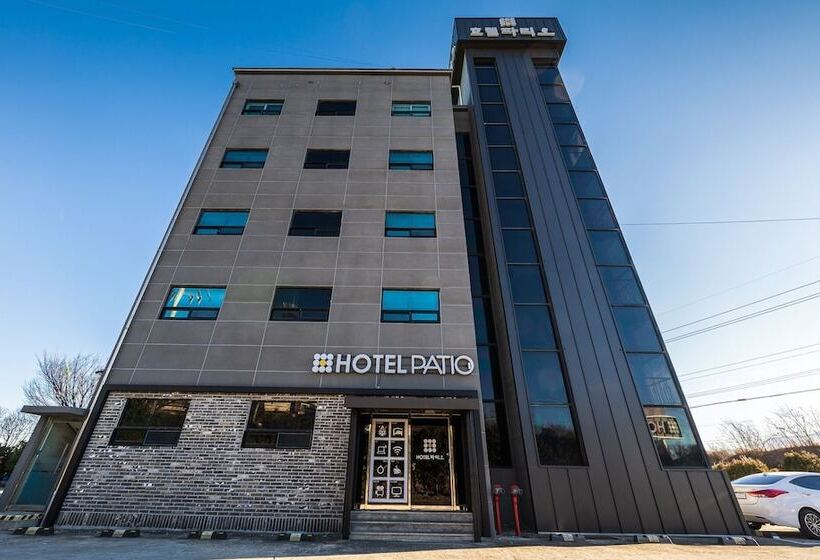 汽车旅馆  Goseong Hotel Patio