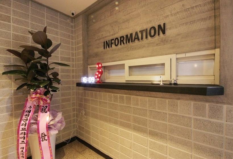 모텔 Gumi Indong Hotel 7days