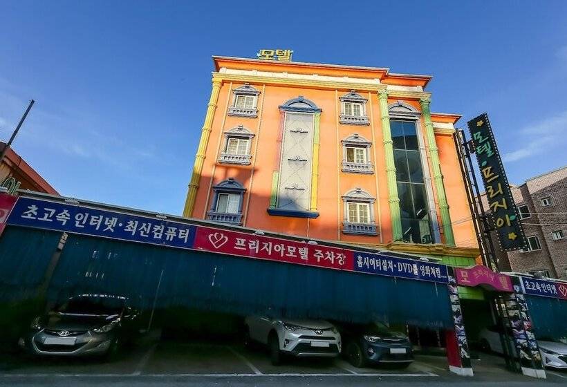 מוטל Gumi Wonpyeong Freesia