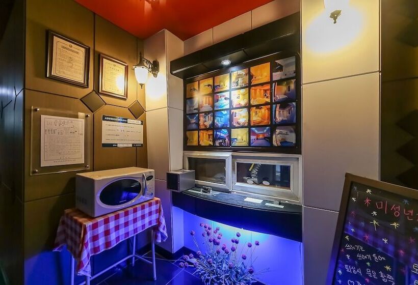 מוטל Gumi Wonpyeong Freesia